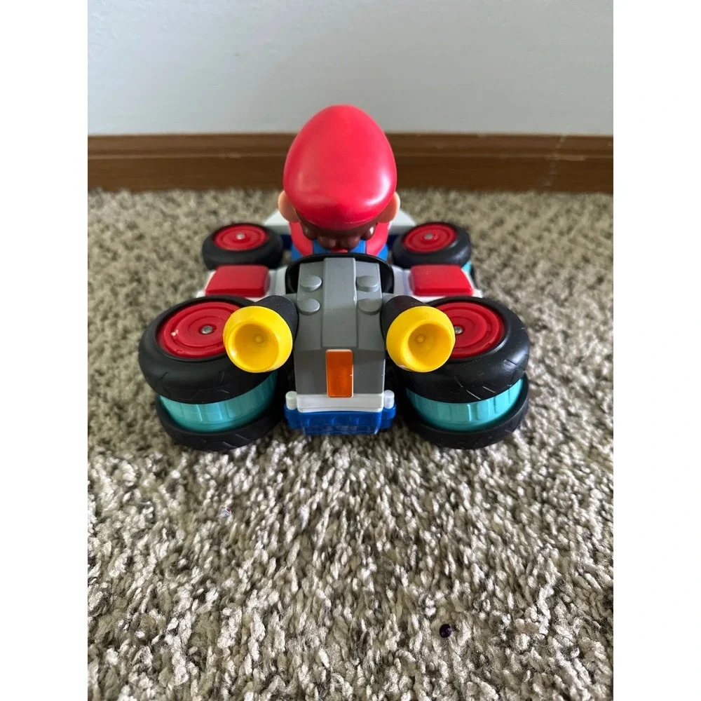 World of Nintendo Mario Kart 8 Anti-Gravity R/C Racer Jakks Pacific w Remote